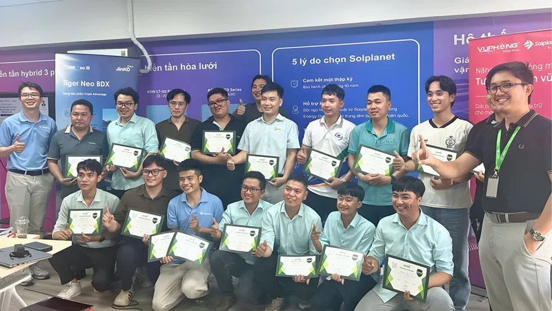 Vu Phong Energy Group, Solplanet and Jinko Solar Successfully Organize Basic Solar Technical Training Course 1